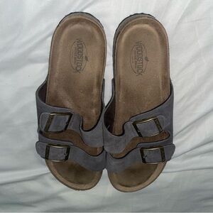 Charcoal and Tan Colored Slides Size 12